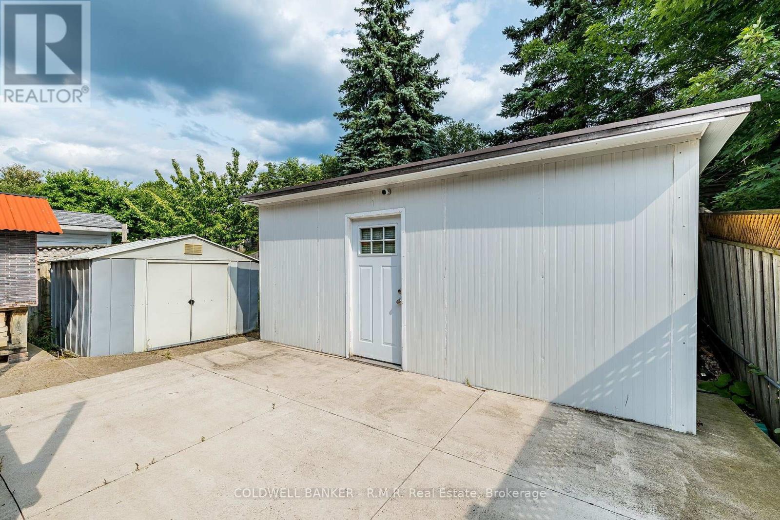 292 Ukraine Road Property Photo 37