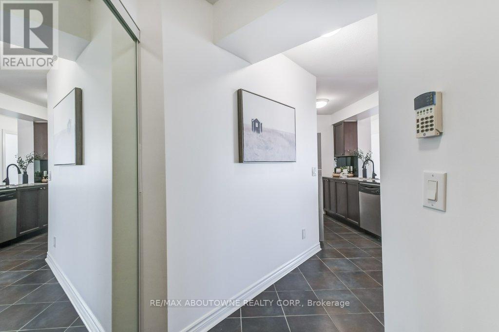 405 - 2325 Central Park Drive Property Photo 11