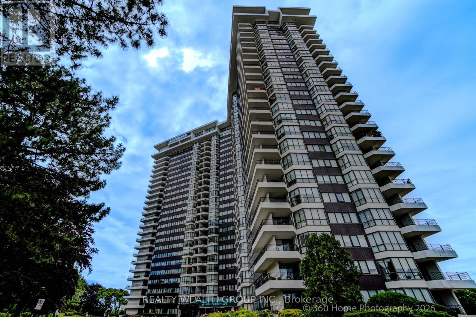619 - 1333 Bloor Street Property Photo 2