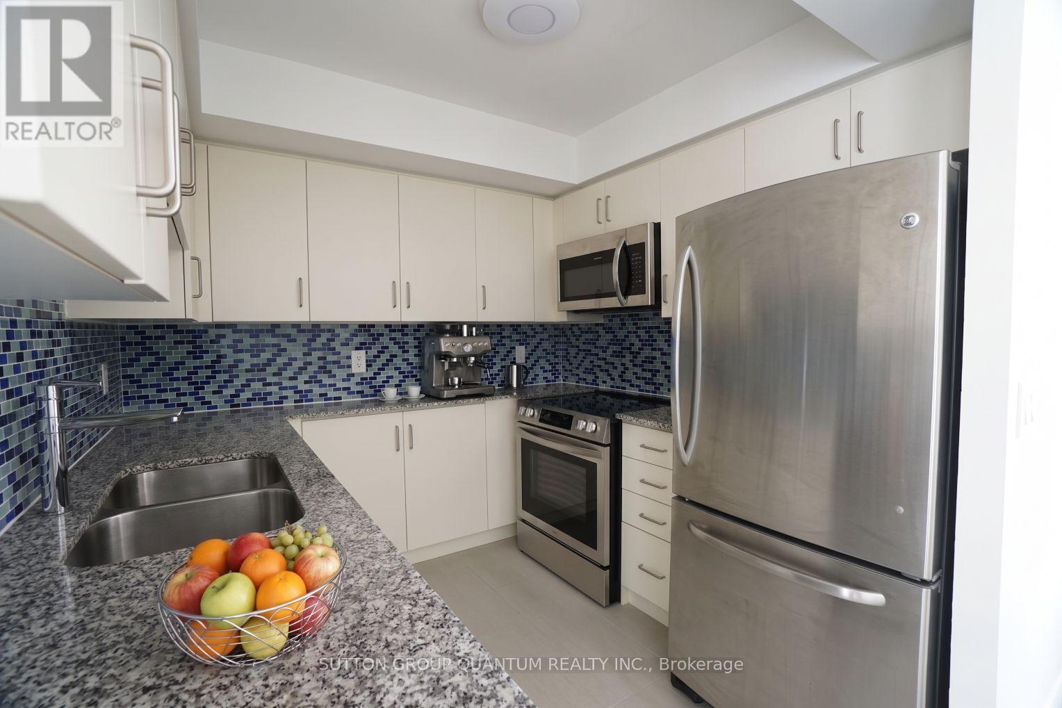 1412 - 205 Sherway Gardens Road Property Photo 14