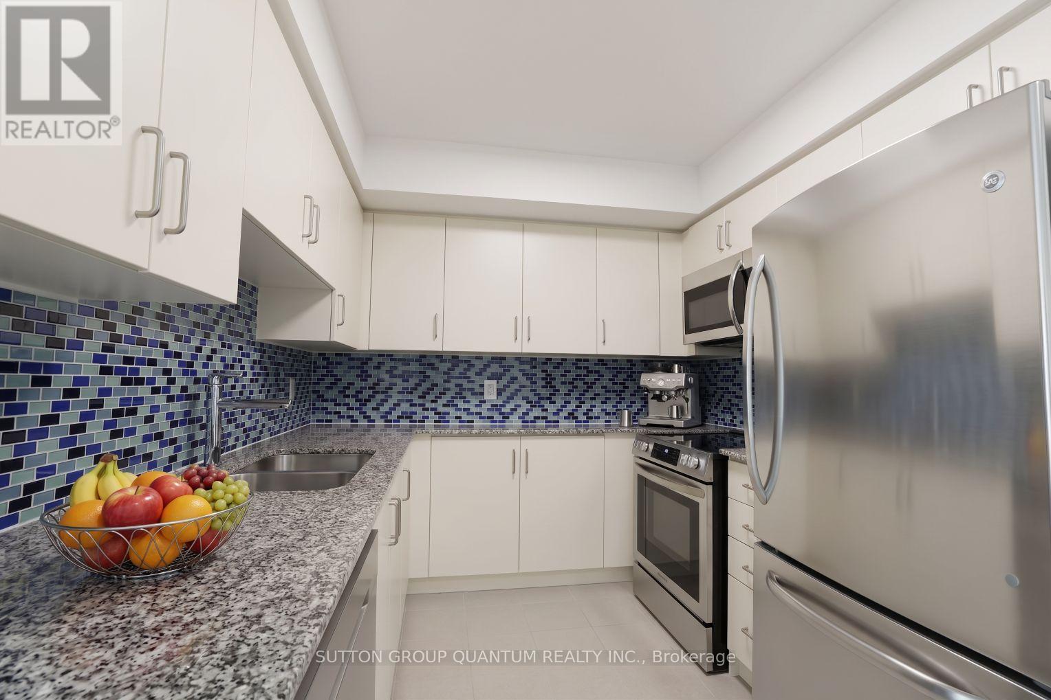 1412 - 205 Sherway Gardens Road Property Photo 15