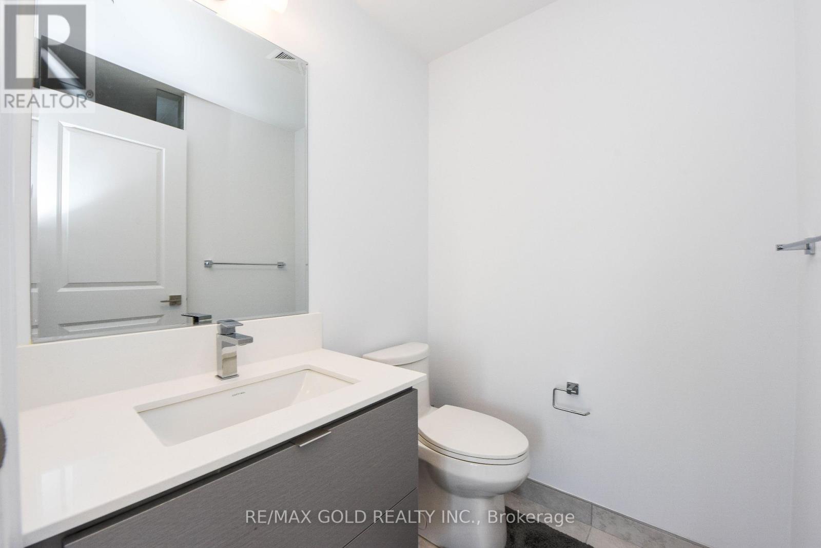 3209 - 36 Elm Drive Property Photo 21