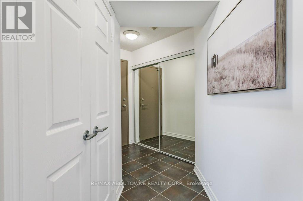 405 - 2325 Central Park Drive Property Photo 10