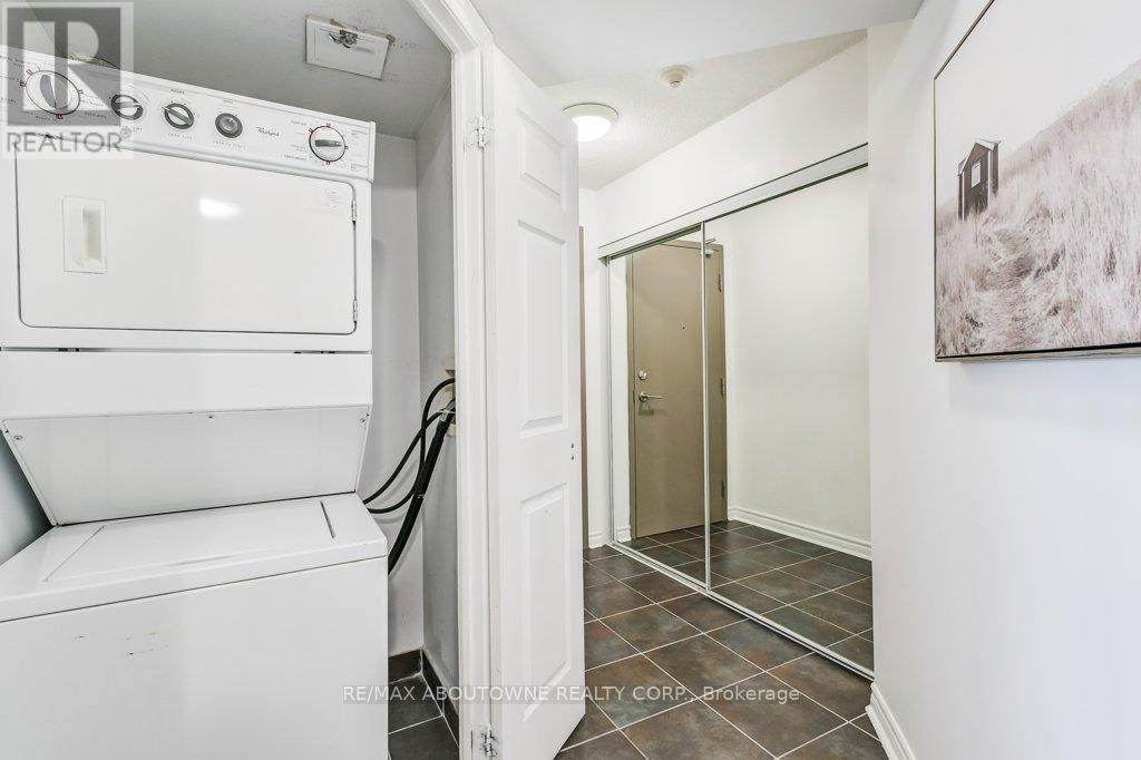 405 - 2325 Central Park Drive Property Photo 13