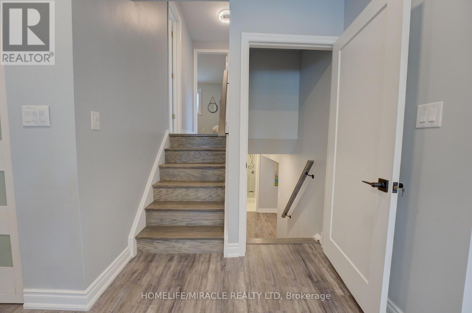 85 Silverstone Drive Property Photo 13