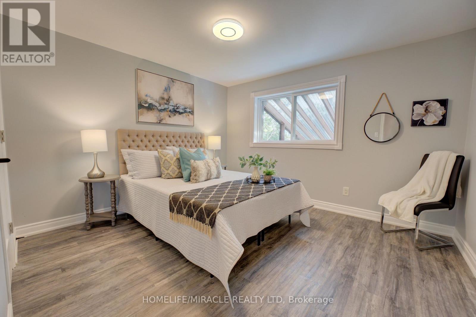 85 Silverstone Drive Property Photo 15