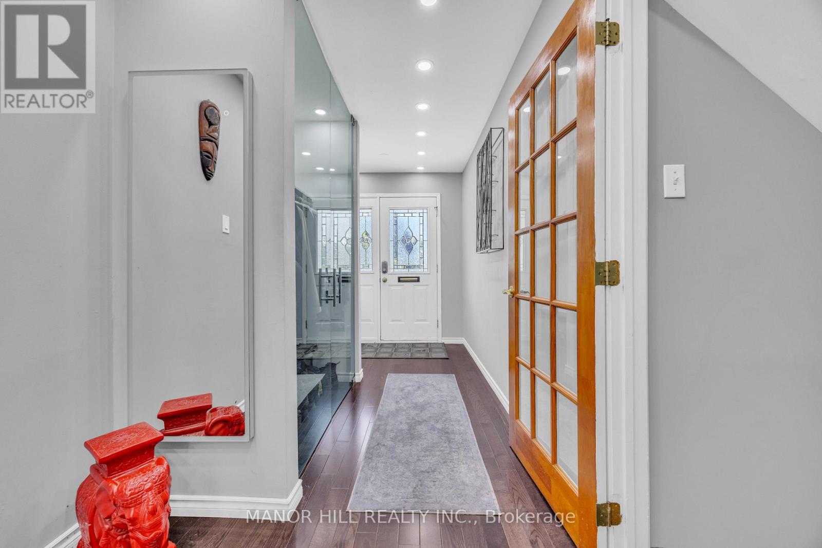 18 Greenbriar Road Property Photo 6