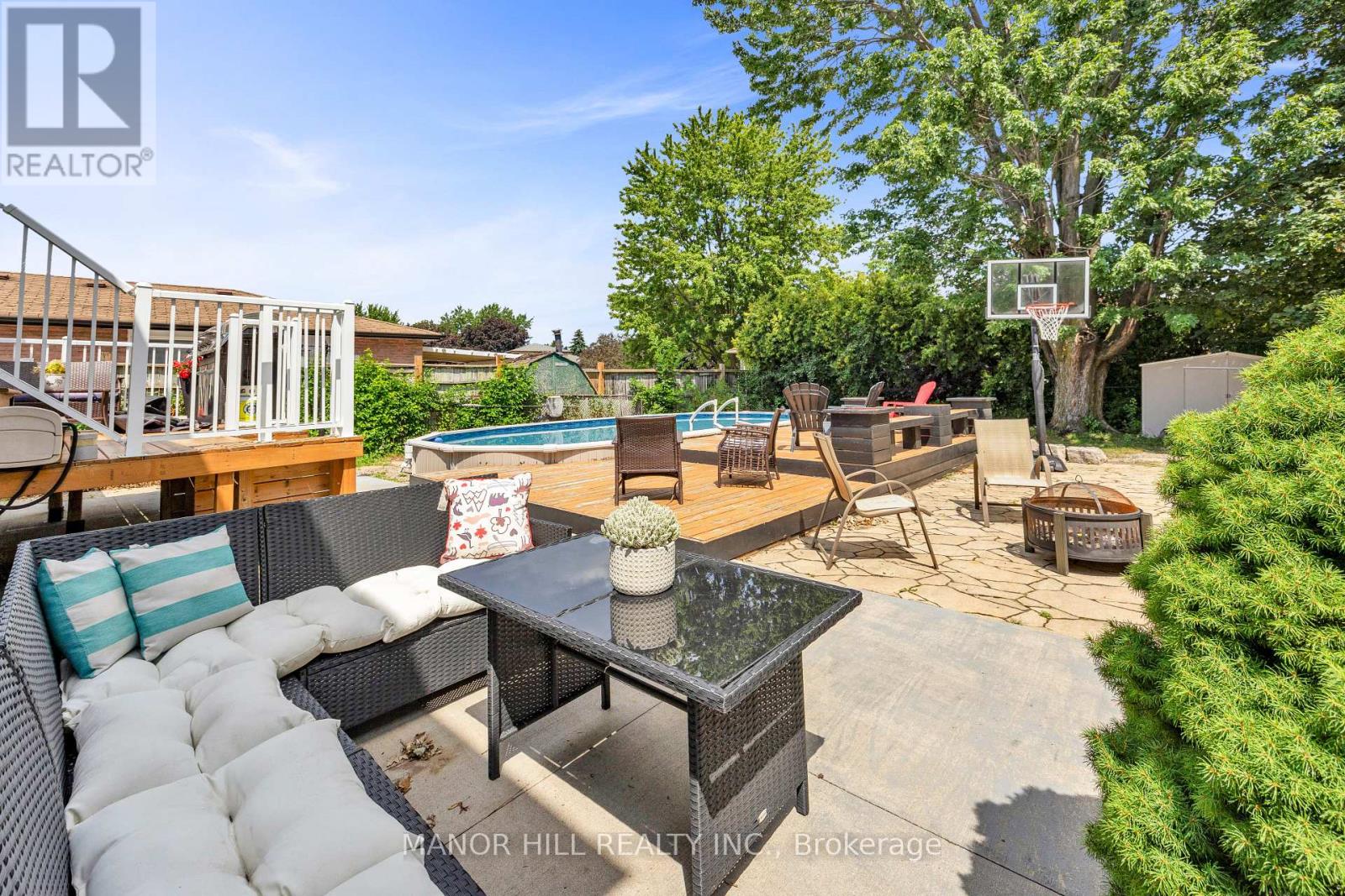 18 Greenbriar Road Property Photo 32