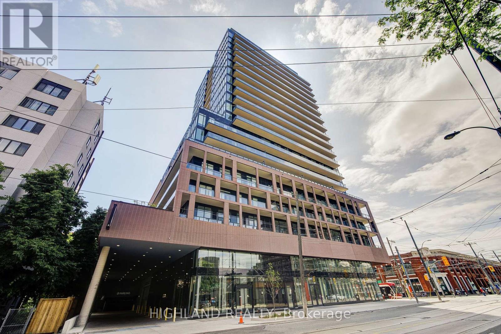 1126 - 285 Dufferin Street Property Photo 1