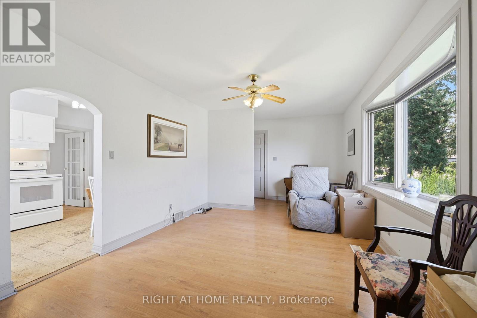 1290 Strathy Avenue Property Photo 11