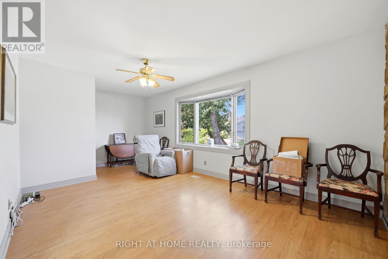 1290 Strathy Avenue Property Photo 17