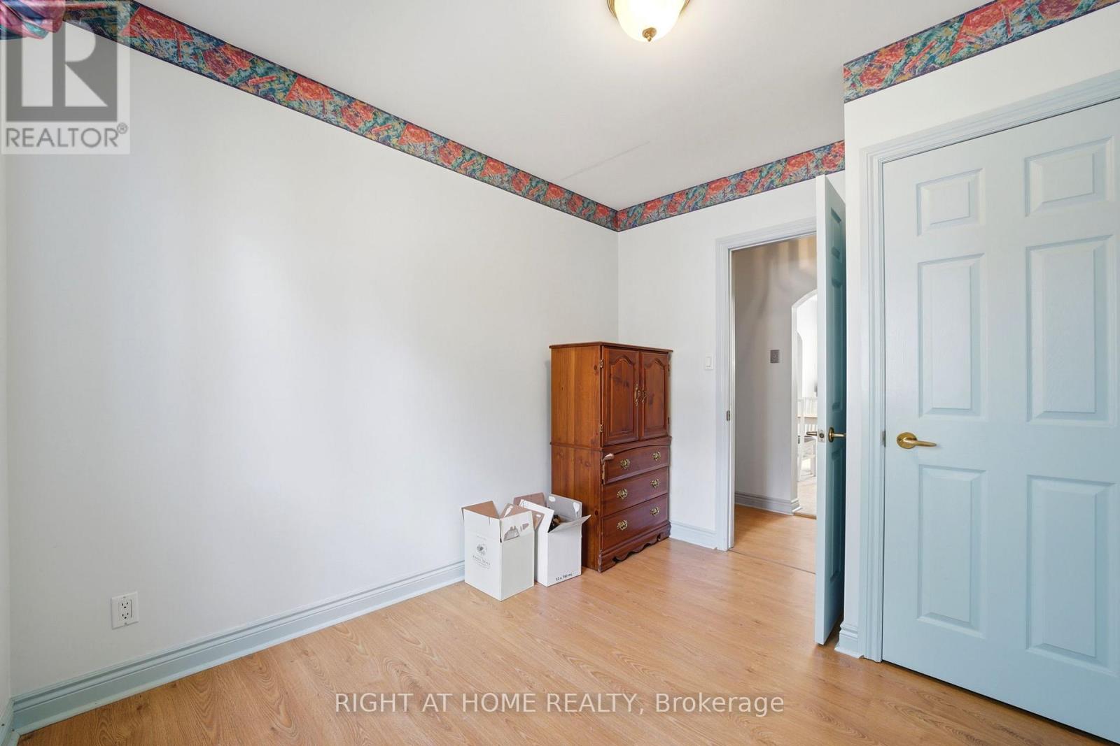 1290 Strathy Avenue Property Photo 20