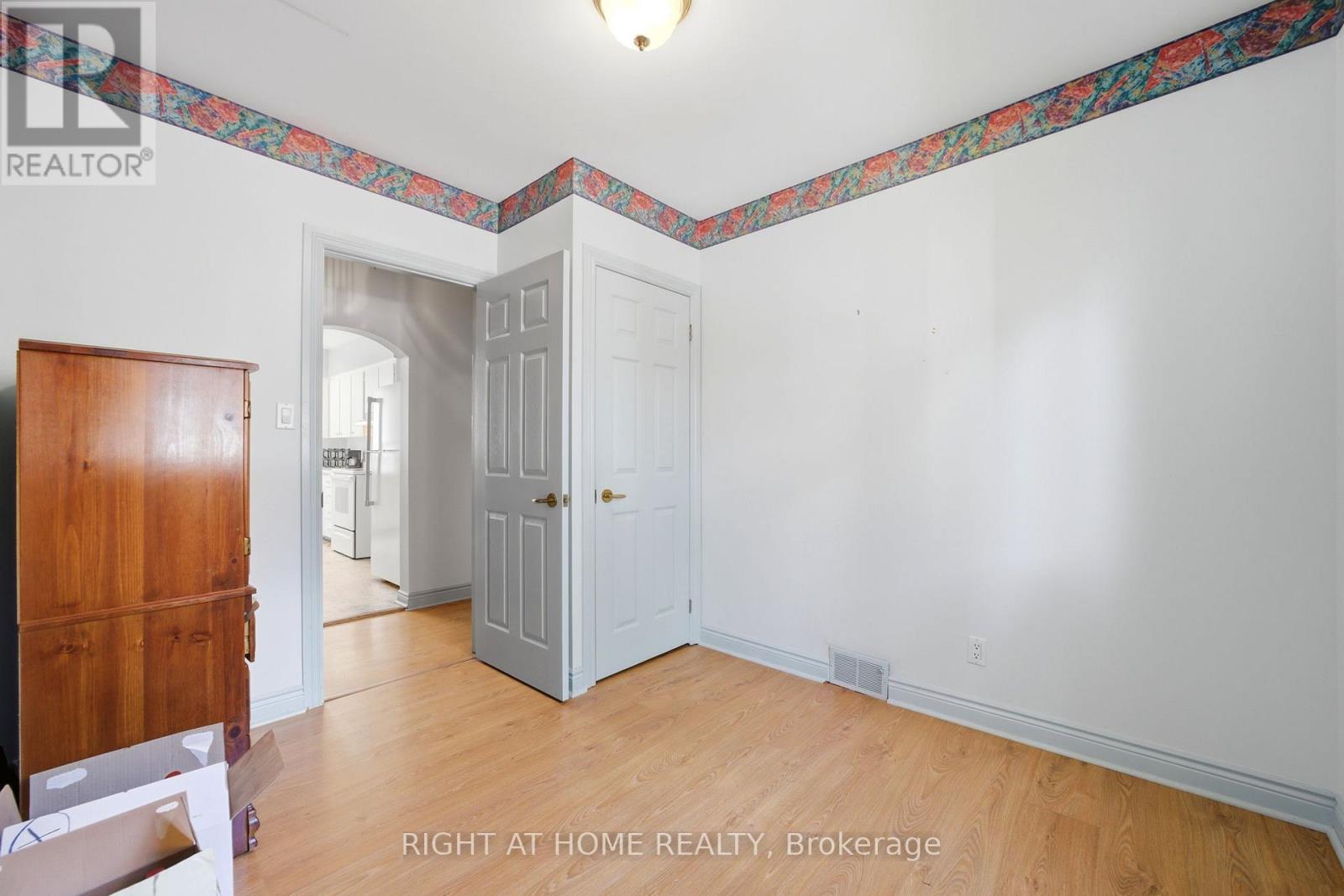 1290 Strathy Avenue Property Photo 21