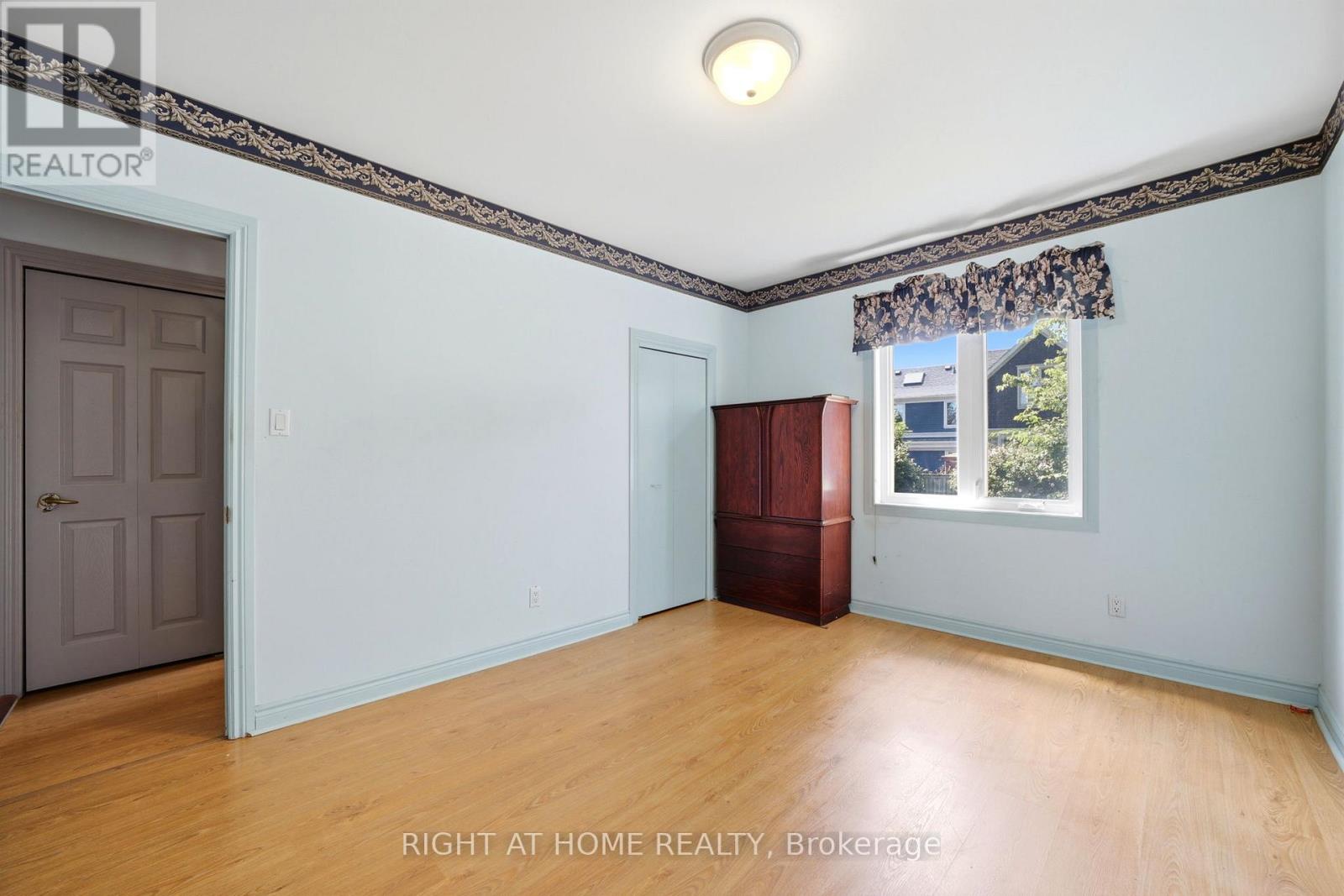 1290 Strathy Avenue Property Photo 23