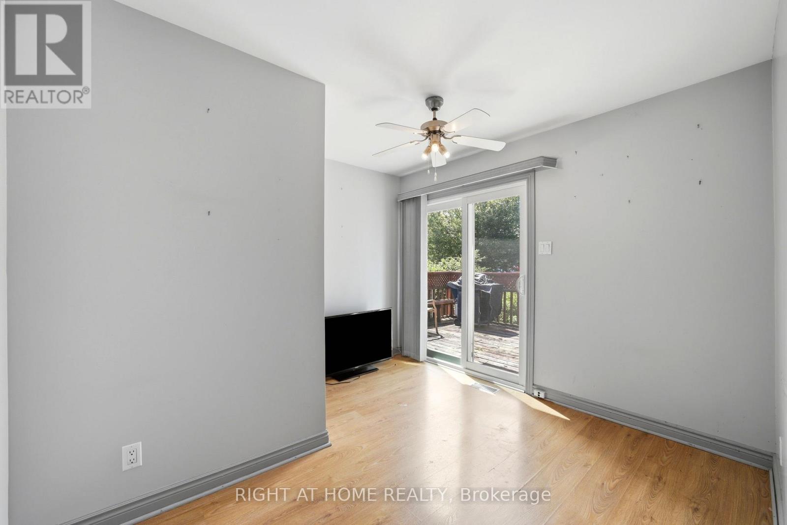 1290 Strathy Avenue Property Photo 25