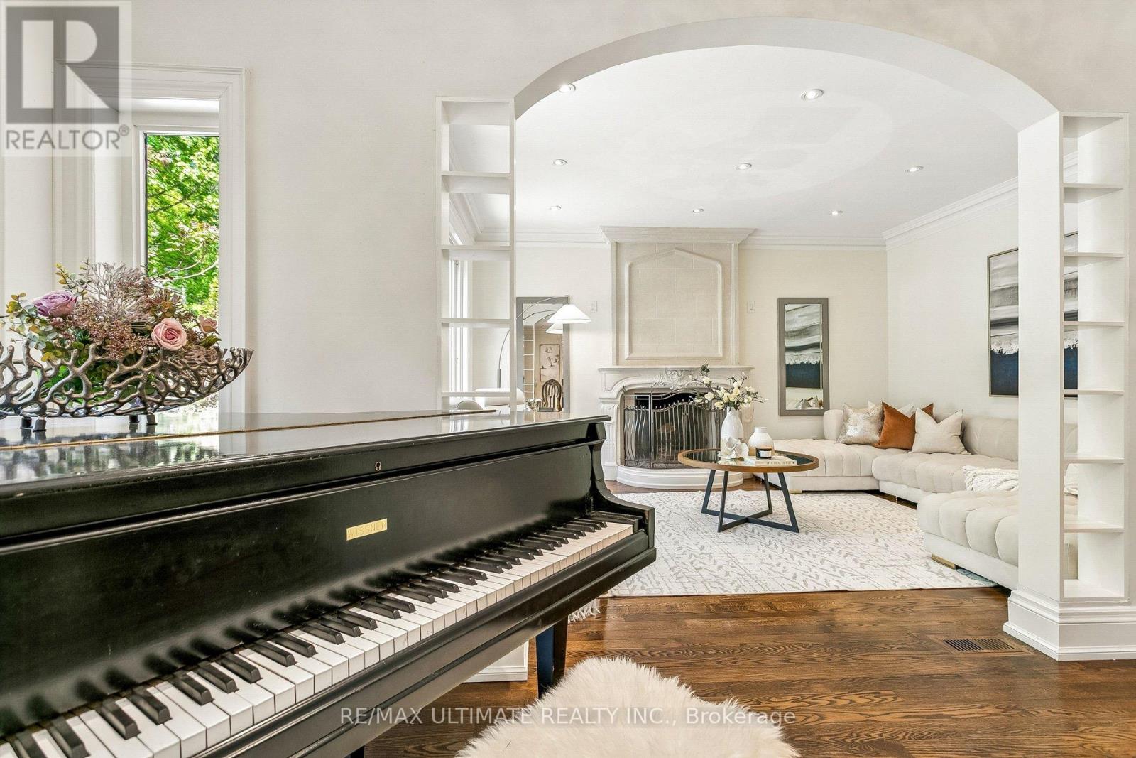 73 Bonnyview Drive Property Photo 1