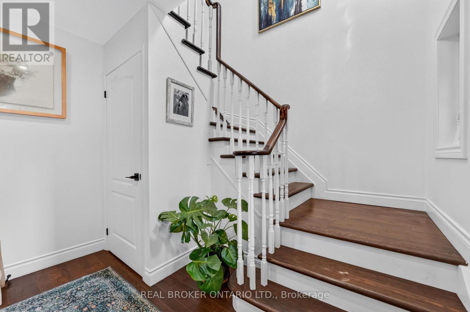 35 Belmont Boulevard Property Photo 6