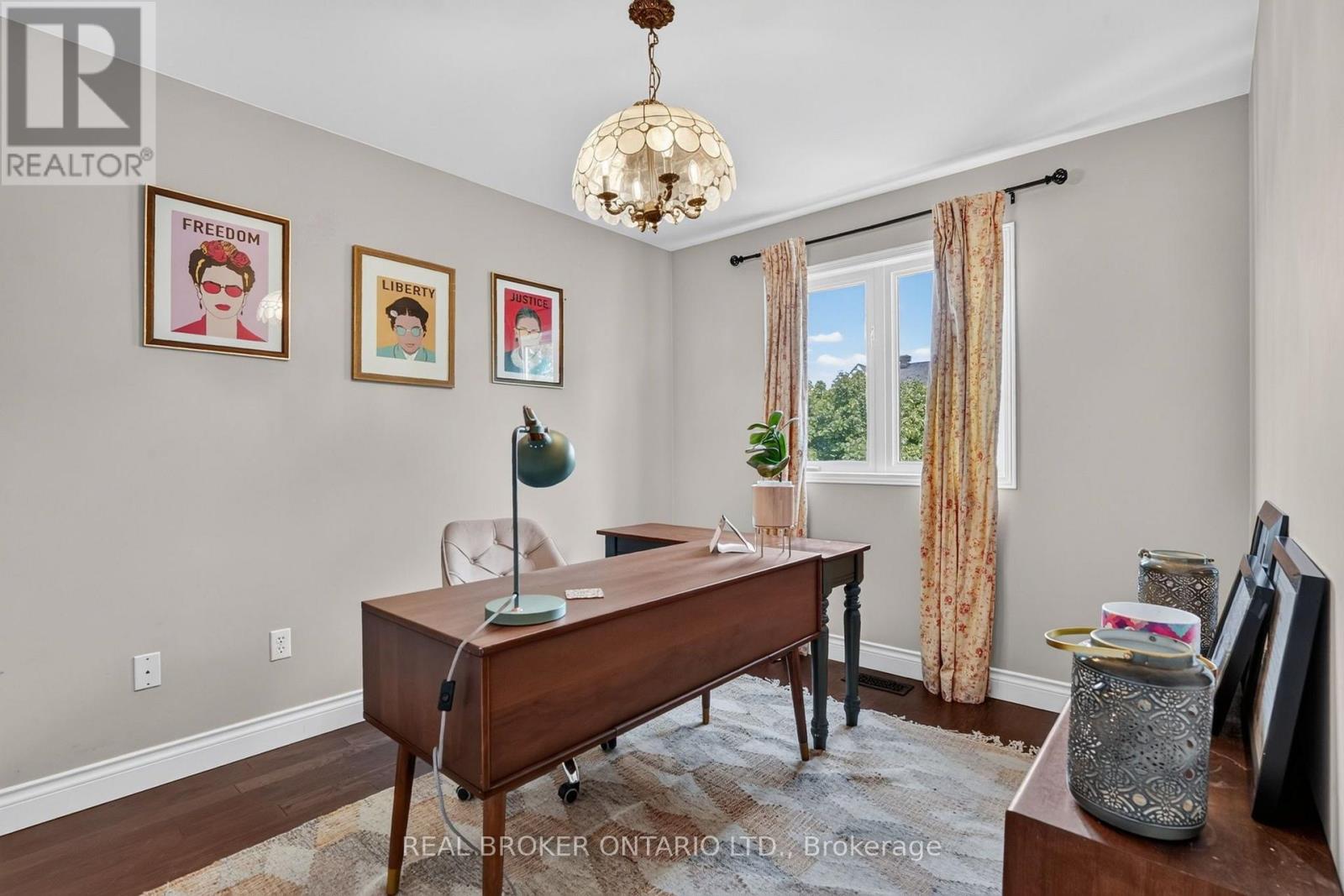 35 Belmont Boulevard Property Photo 31