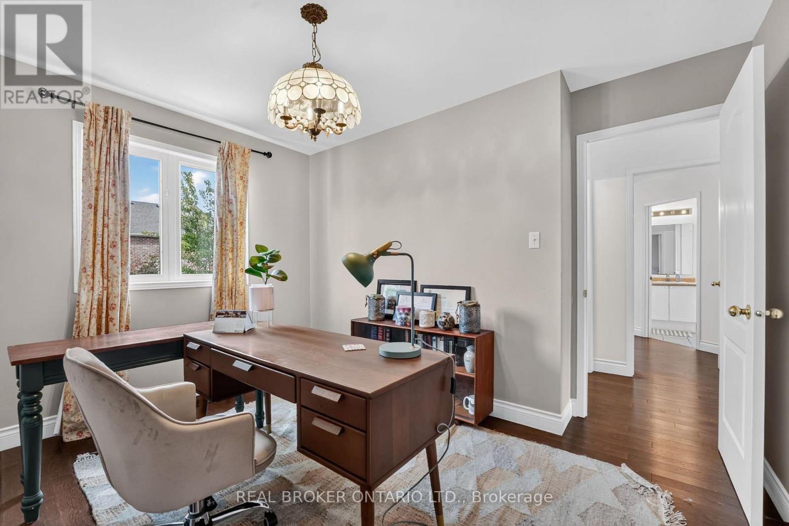 35 Belmont Boulevard Property Photo 32