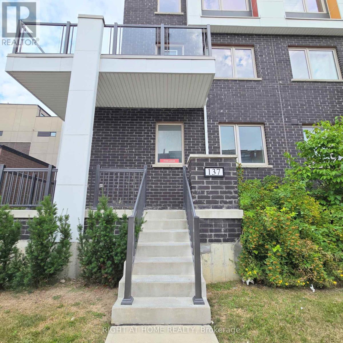#upper Unit - 137 Frederick Tisdale Drive Property Photo 2