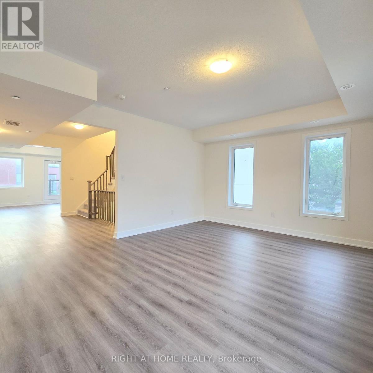 #upper Unit - 137 Frederick Tisdale Drive Property Photo 5
