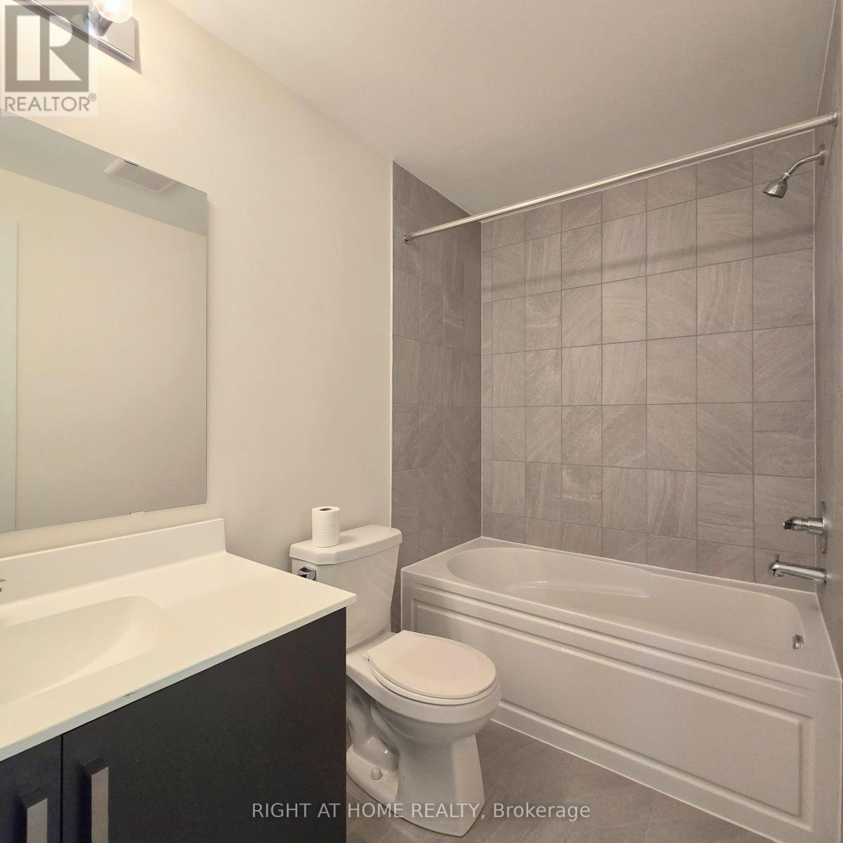 #upper Unit - 137 Frederick Tisdale Drive Property Photo 11