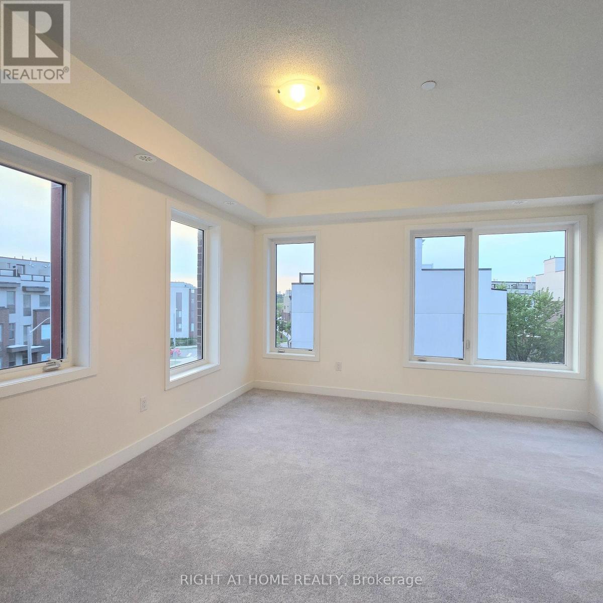 #upper Unit - 137 Frederick Tisdale Drive Property Photo 15