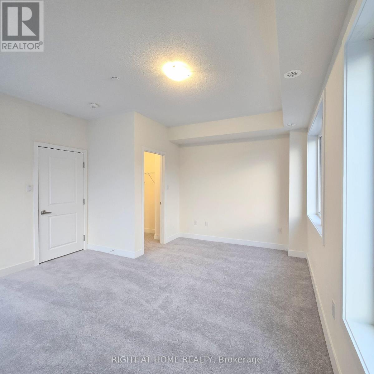 #upper Unit - 137 Frederick Tisdale Drive Property Photo 16