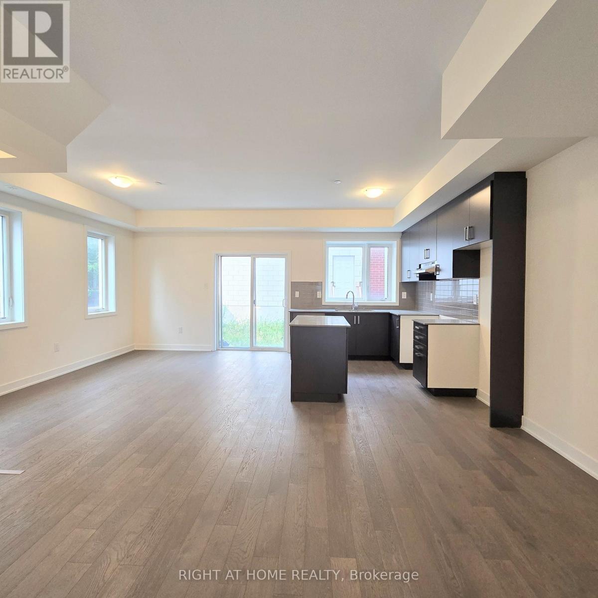 #lower/main Unit - 137 Frederick Tisdale Drive Property Photo 6
