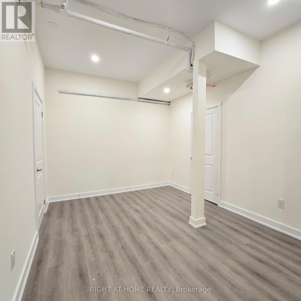 #lower/main Unit - 137 Frederick Tisdale Drive Property Photo 15