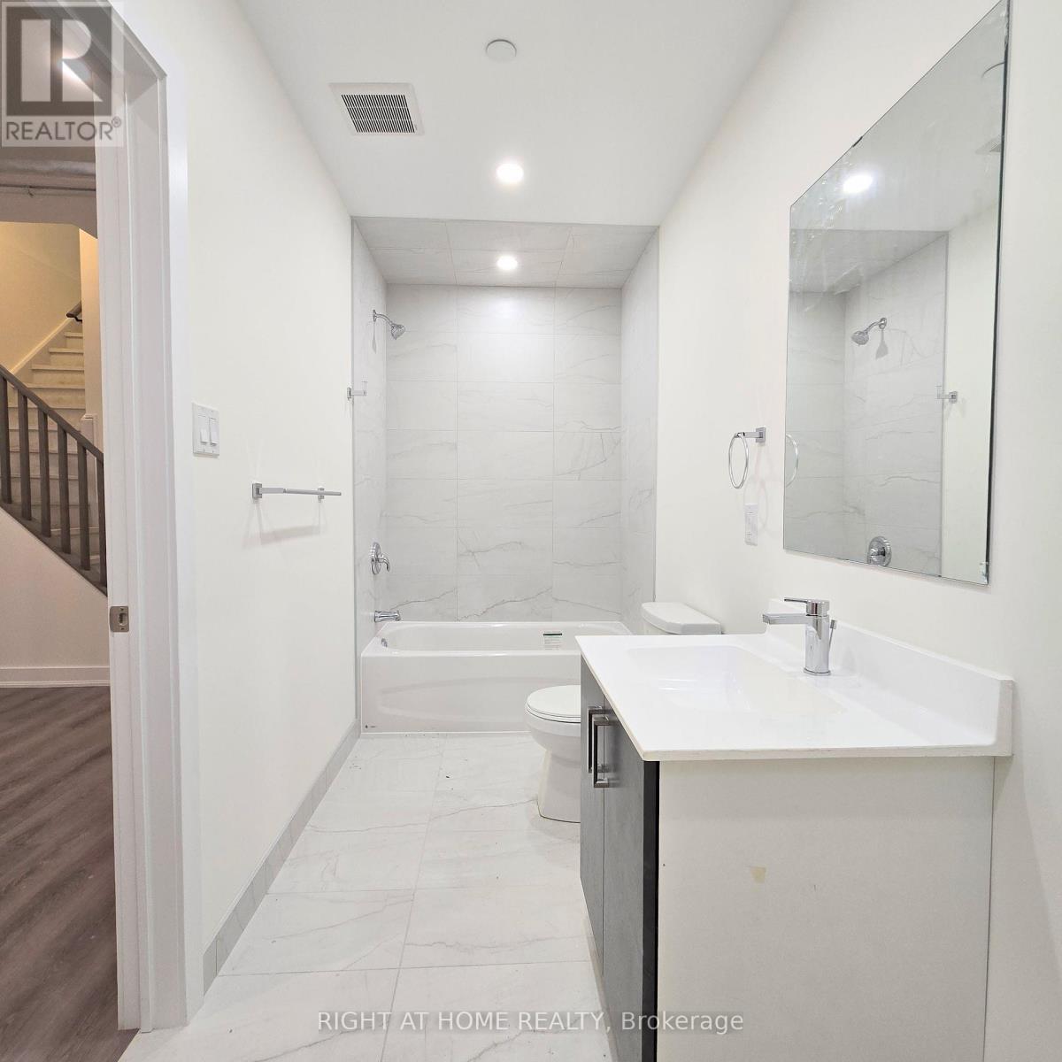 #lower/main Unit - 137 Frederick Tisdale Drive Property Photo 17
