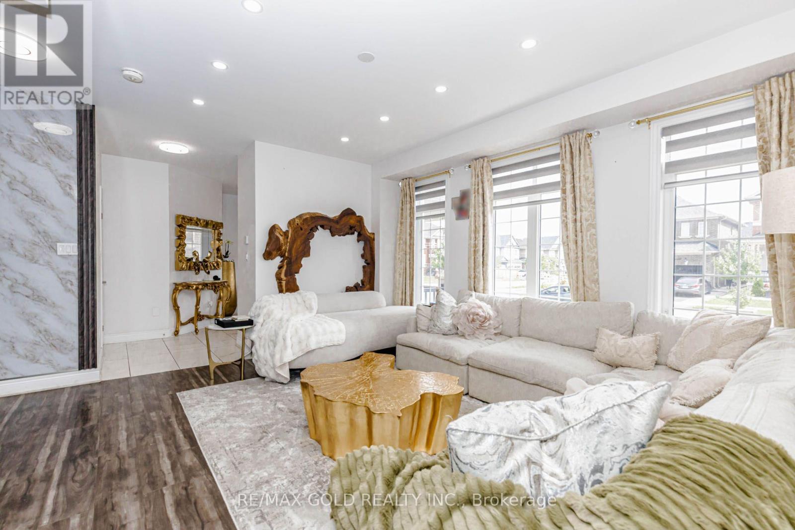 15351 Danby Road Property Photo 10