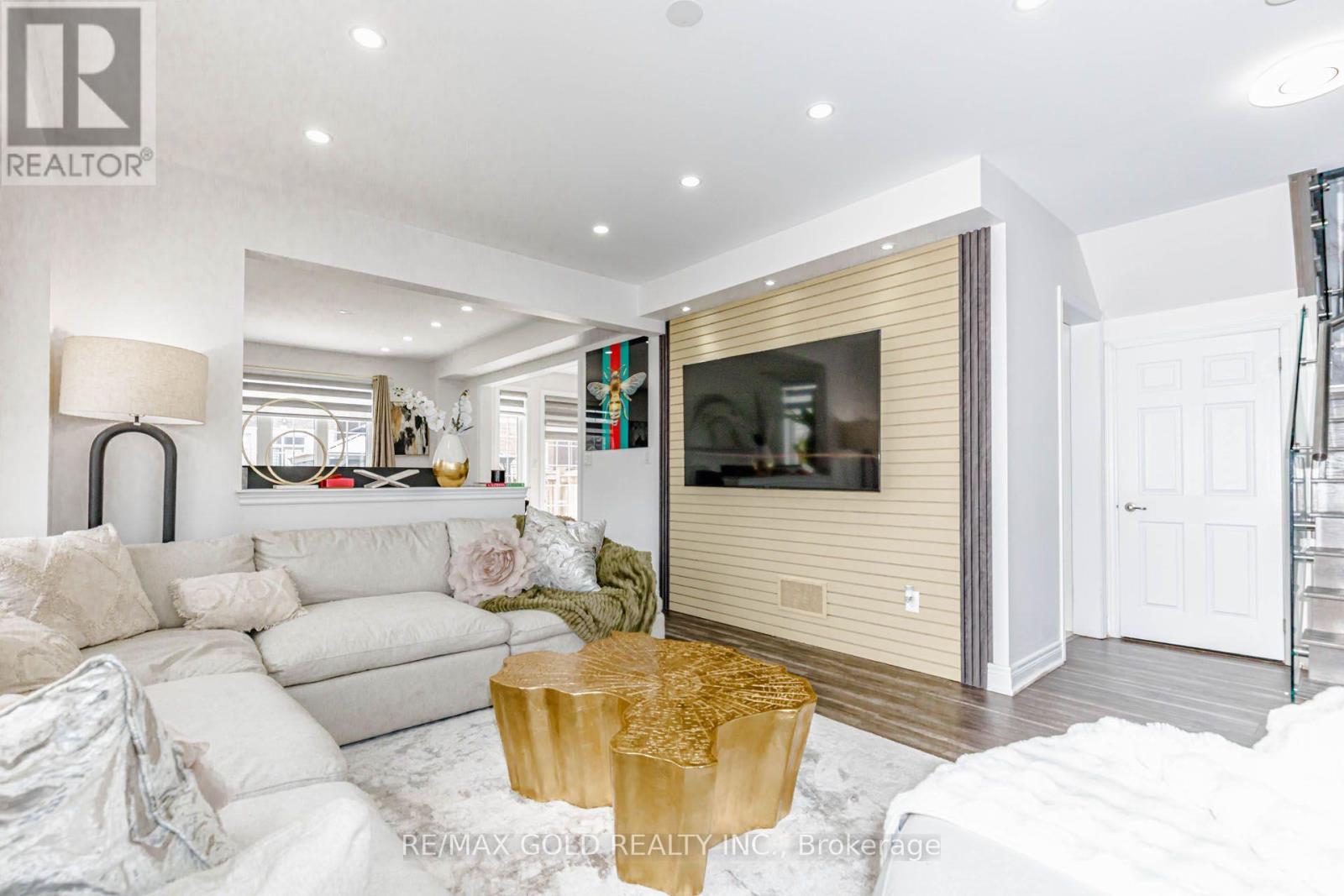 15351 Danby Road Property Photo 11