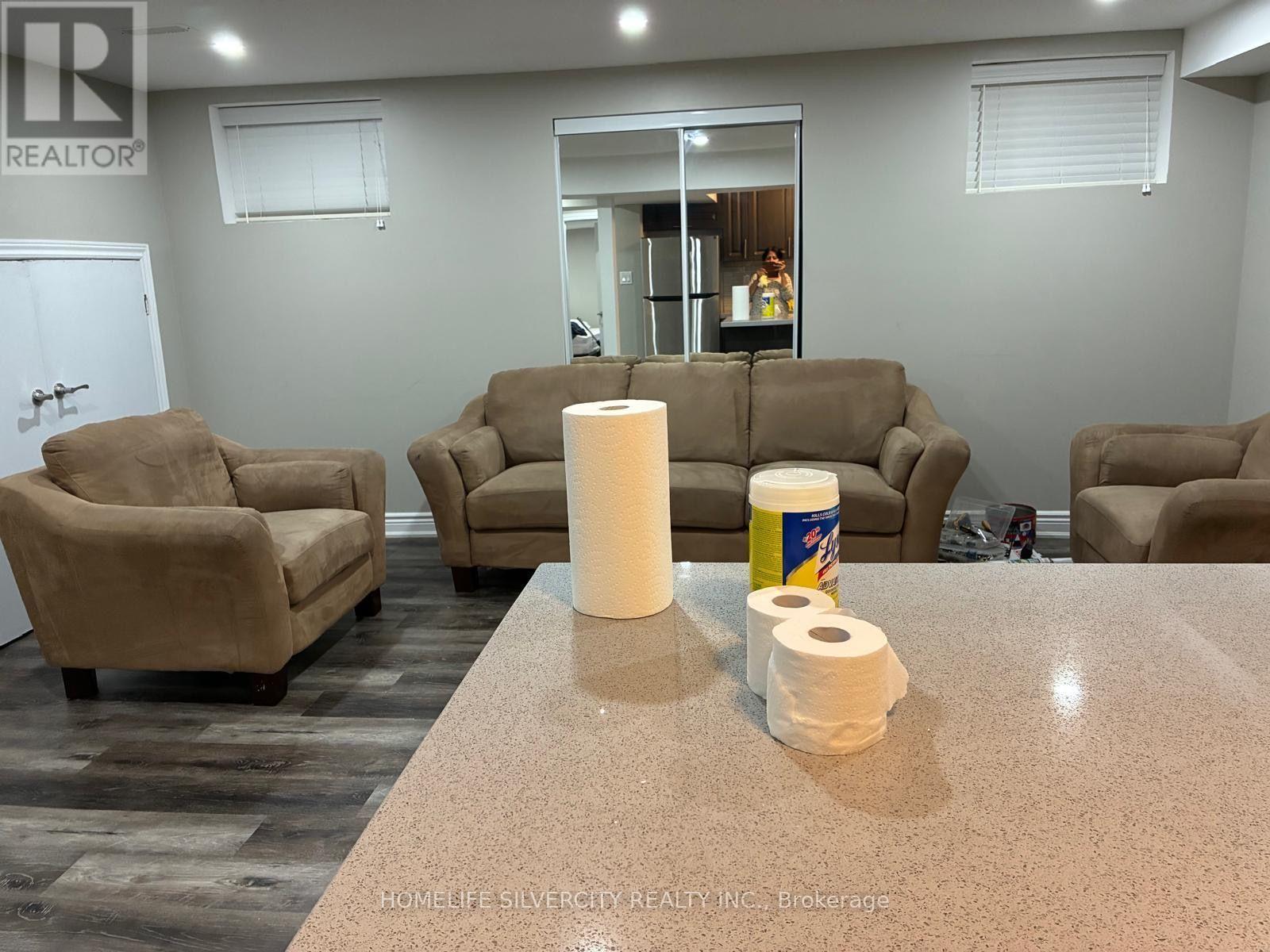 36 Fallview Circle Property Photo 6