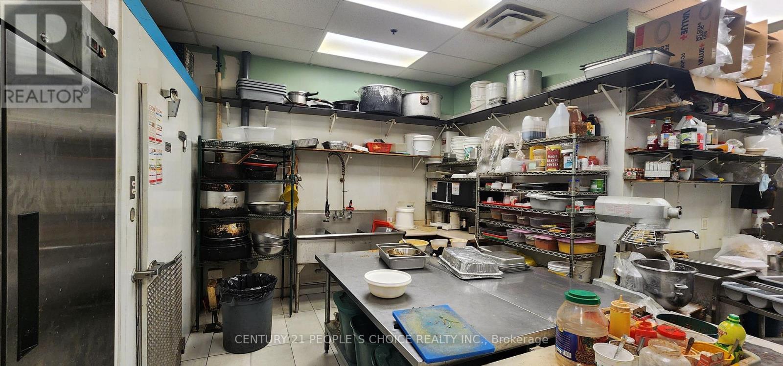 16 - 2275 Britannia Road W Property Photo 11
