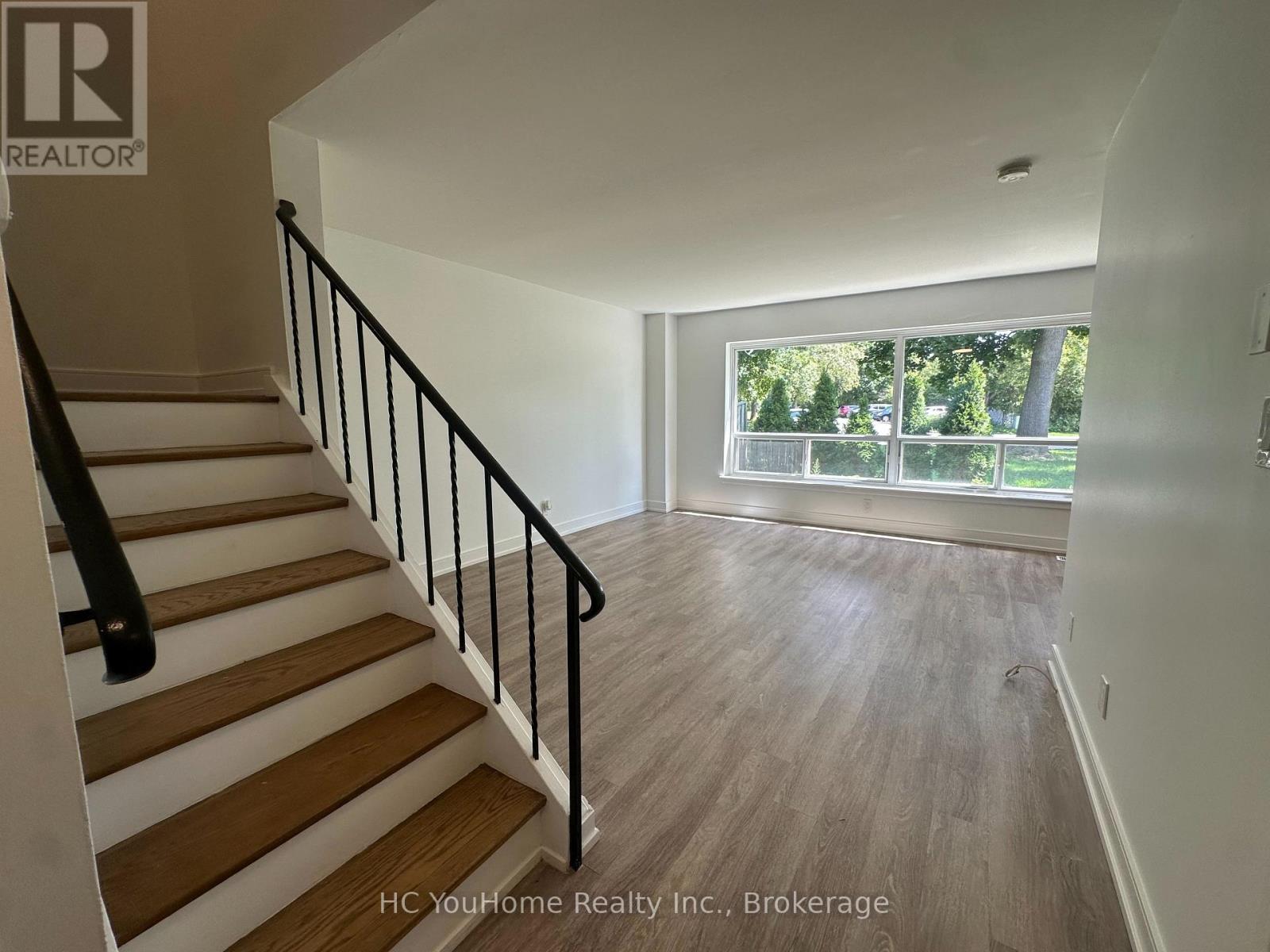11 - 5 CHEVIOT PLACE