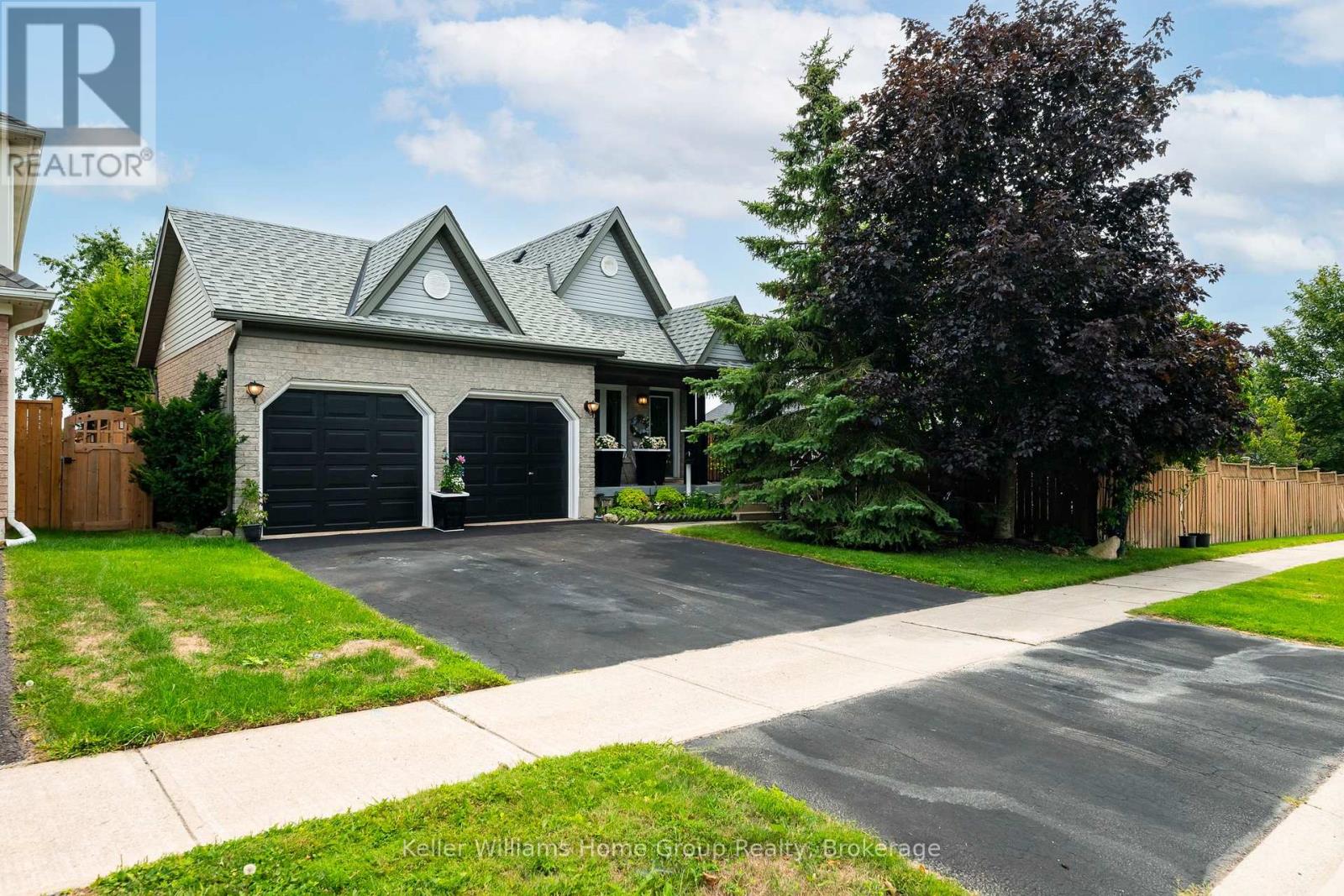 16 Althorp Drive Property Photo 2
