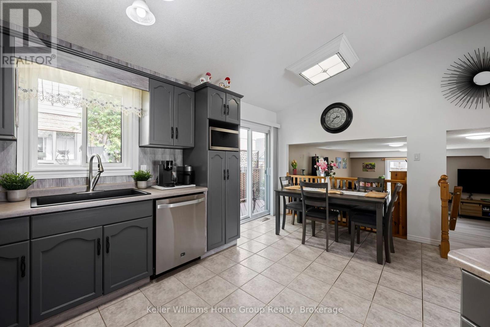 16 Althorp Drive Property Photo 31