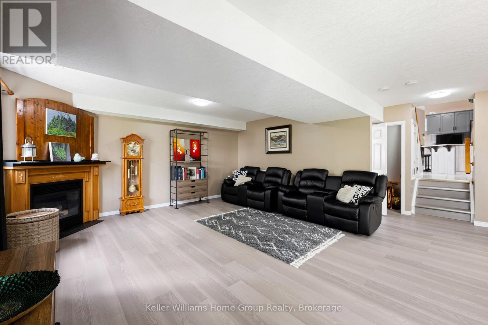 16 Althorp Drive Property Photo 43