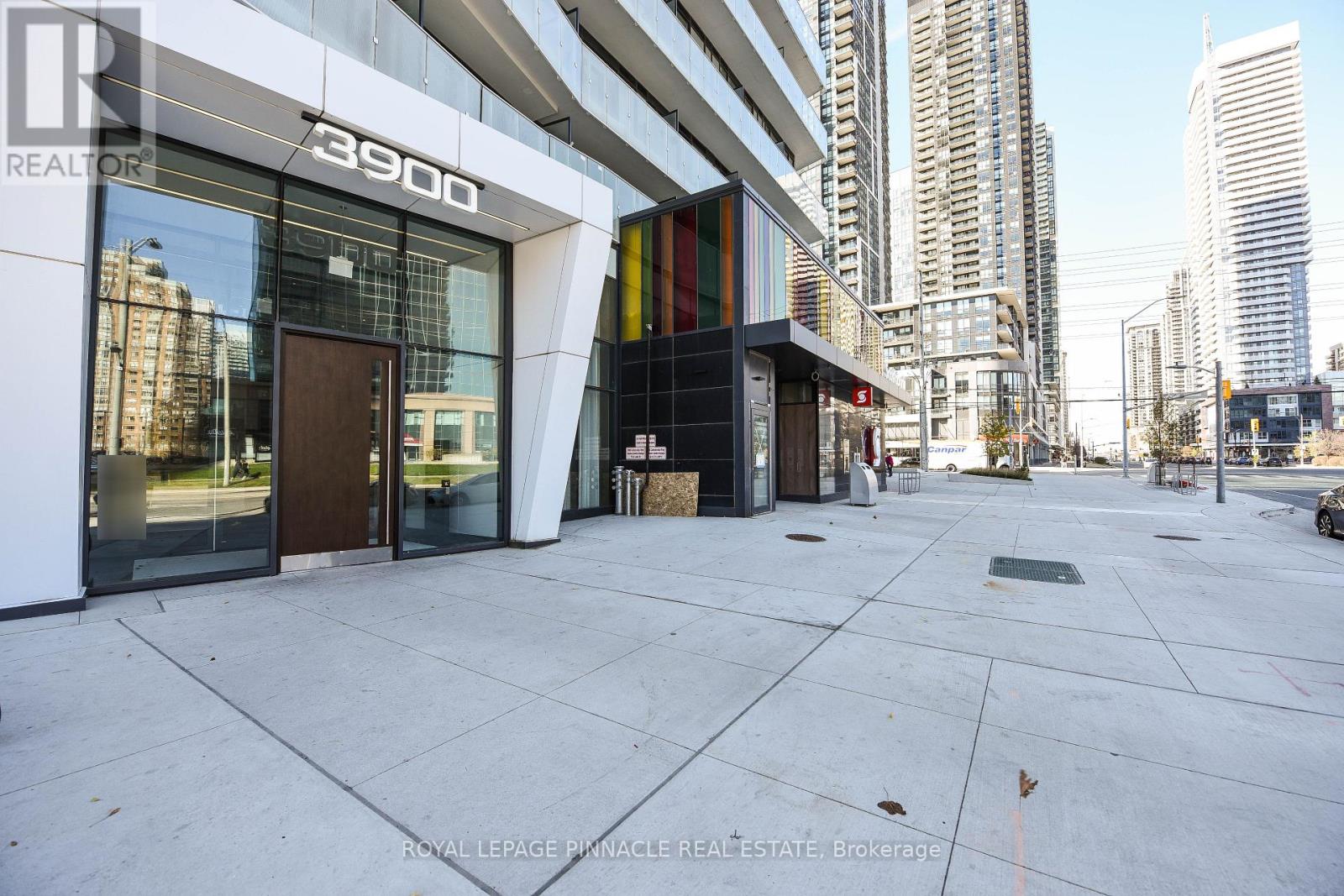 2802 - 3900 Confederation Parkway Property Photo 1