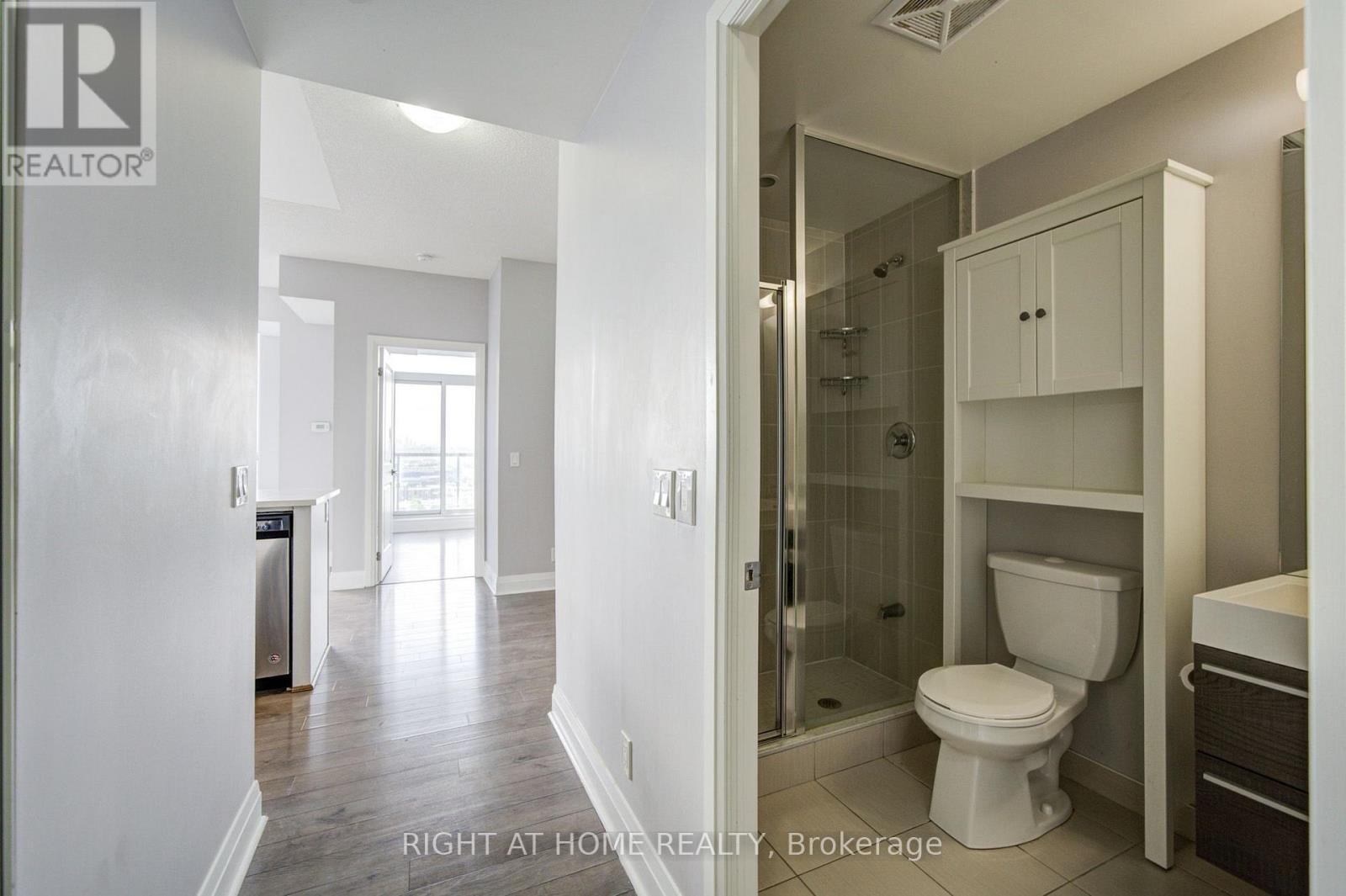 1807 - 15 Zorra Street Property Photo 4