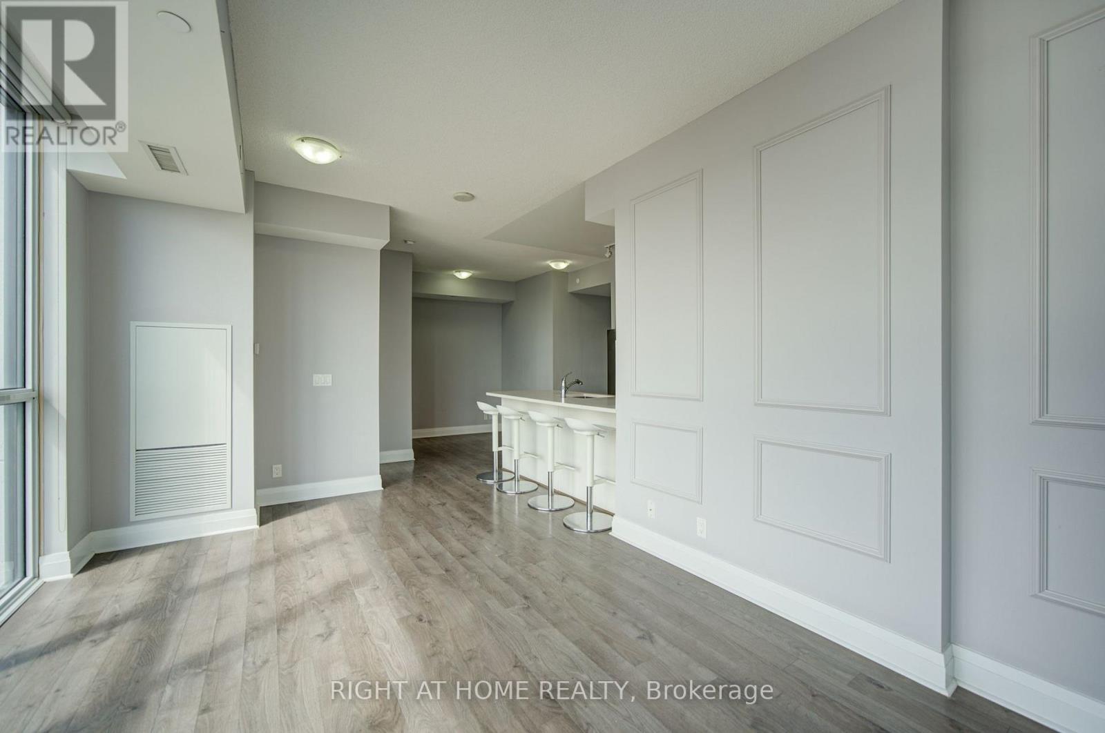 1807 - 15 Zorra Street Property Photo 16