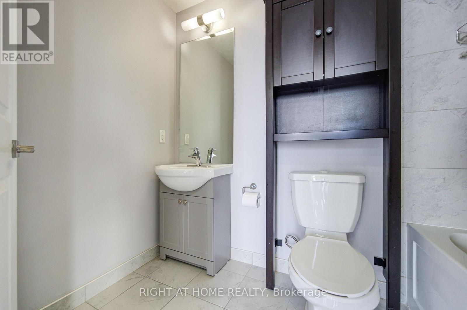1807 - 15 Zorra Street Property Photo 21