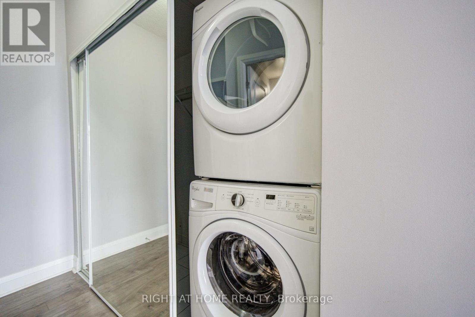 1807 - 15 Zorra Street Property Photo 25