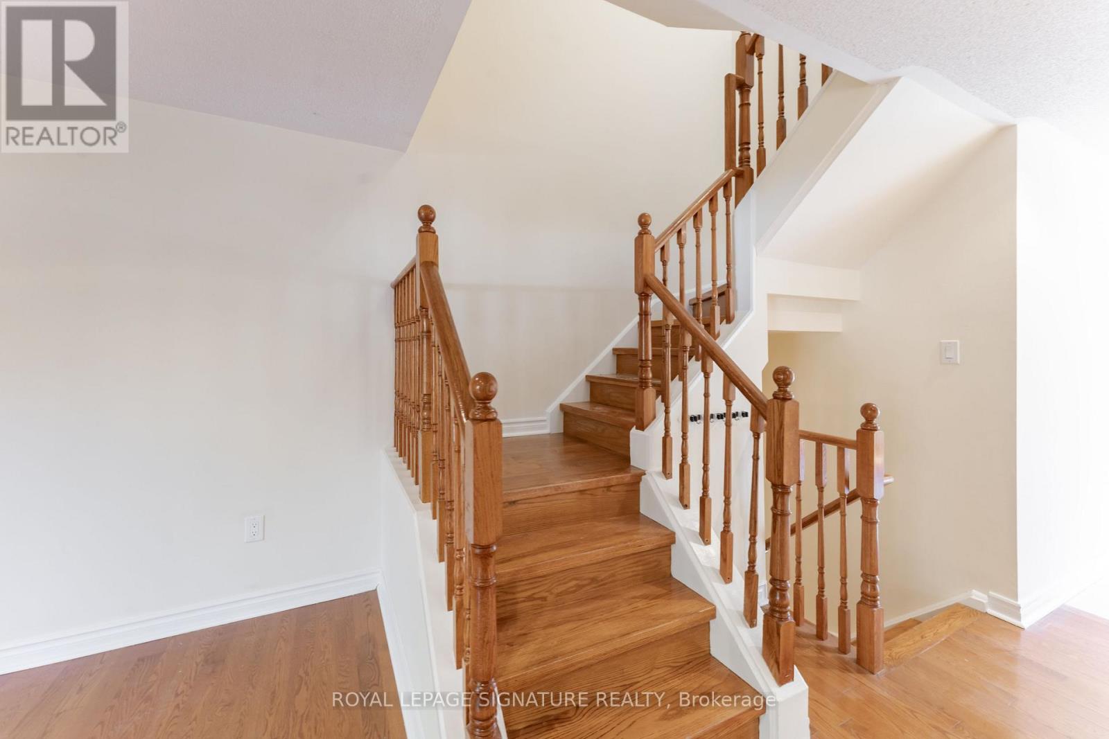40 - 2825 Gananoque Drive Property Photo 20