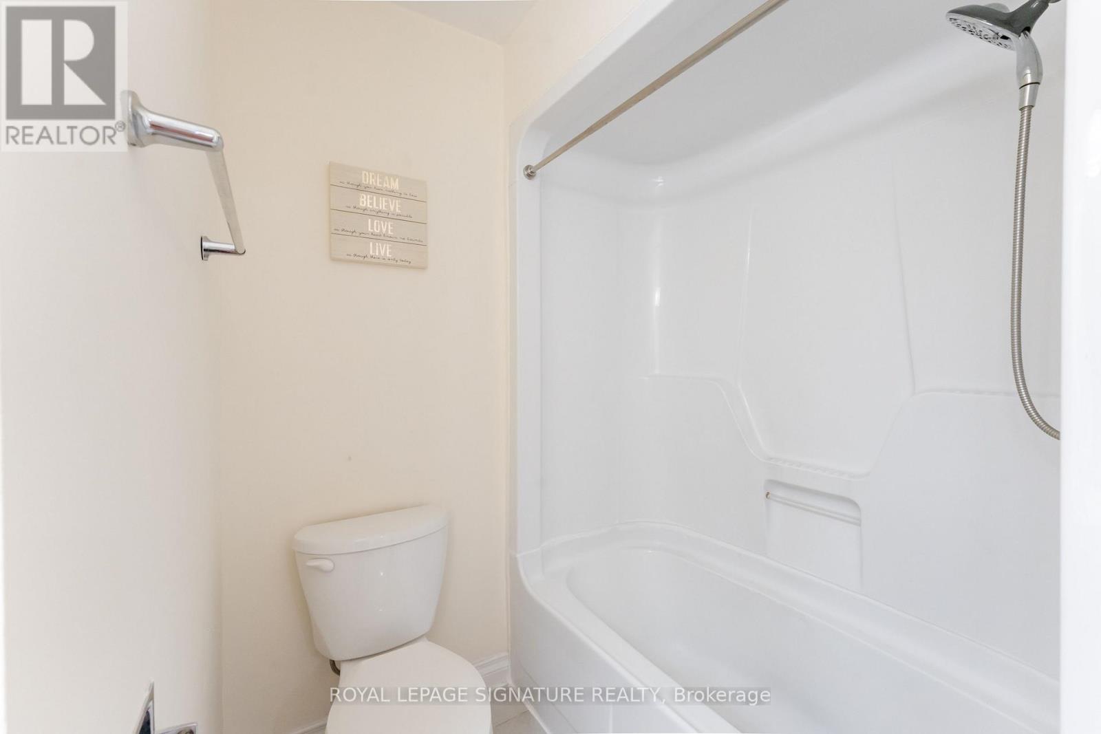 40 - 2825 Gananoque Drive Property Photo 25