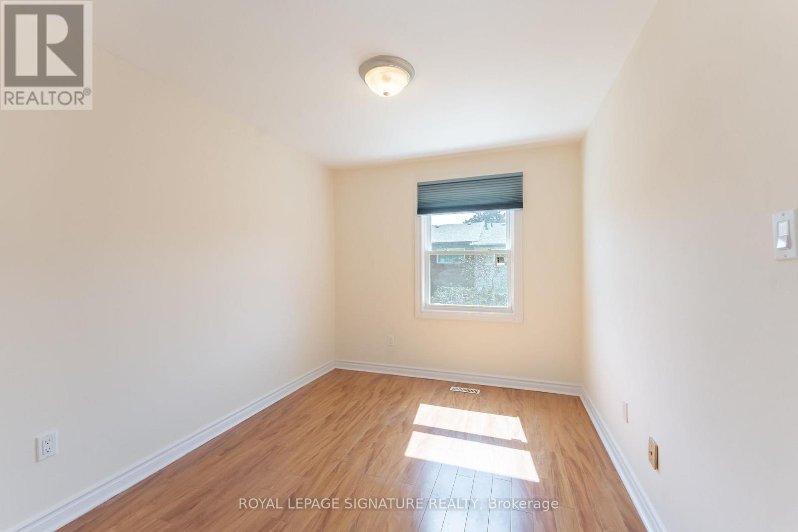 40 - 2825 Gananoque Drive Property Photo 28