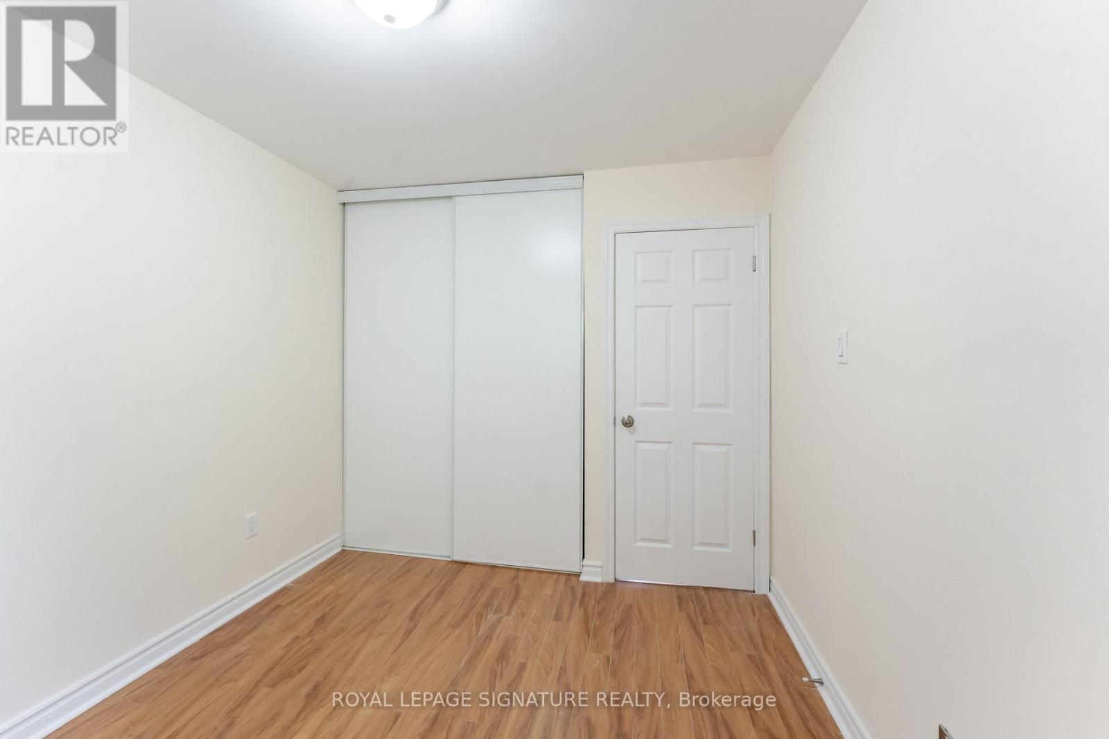 40 - 2825 Gananoque Drive Property Photo 31