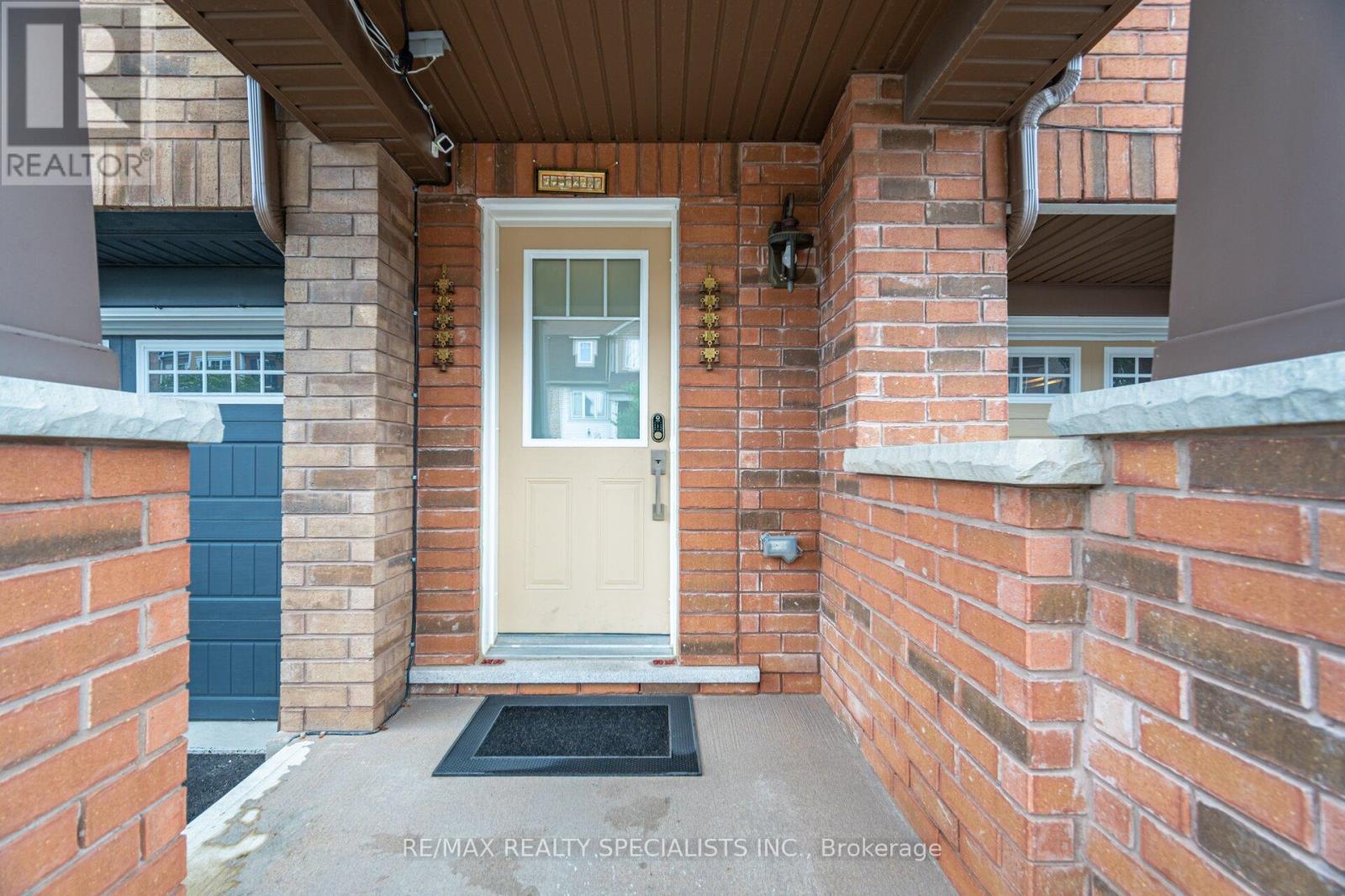 81 Vanhorne Close Property Photo 2