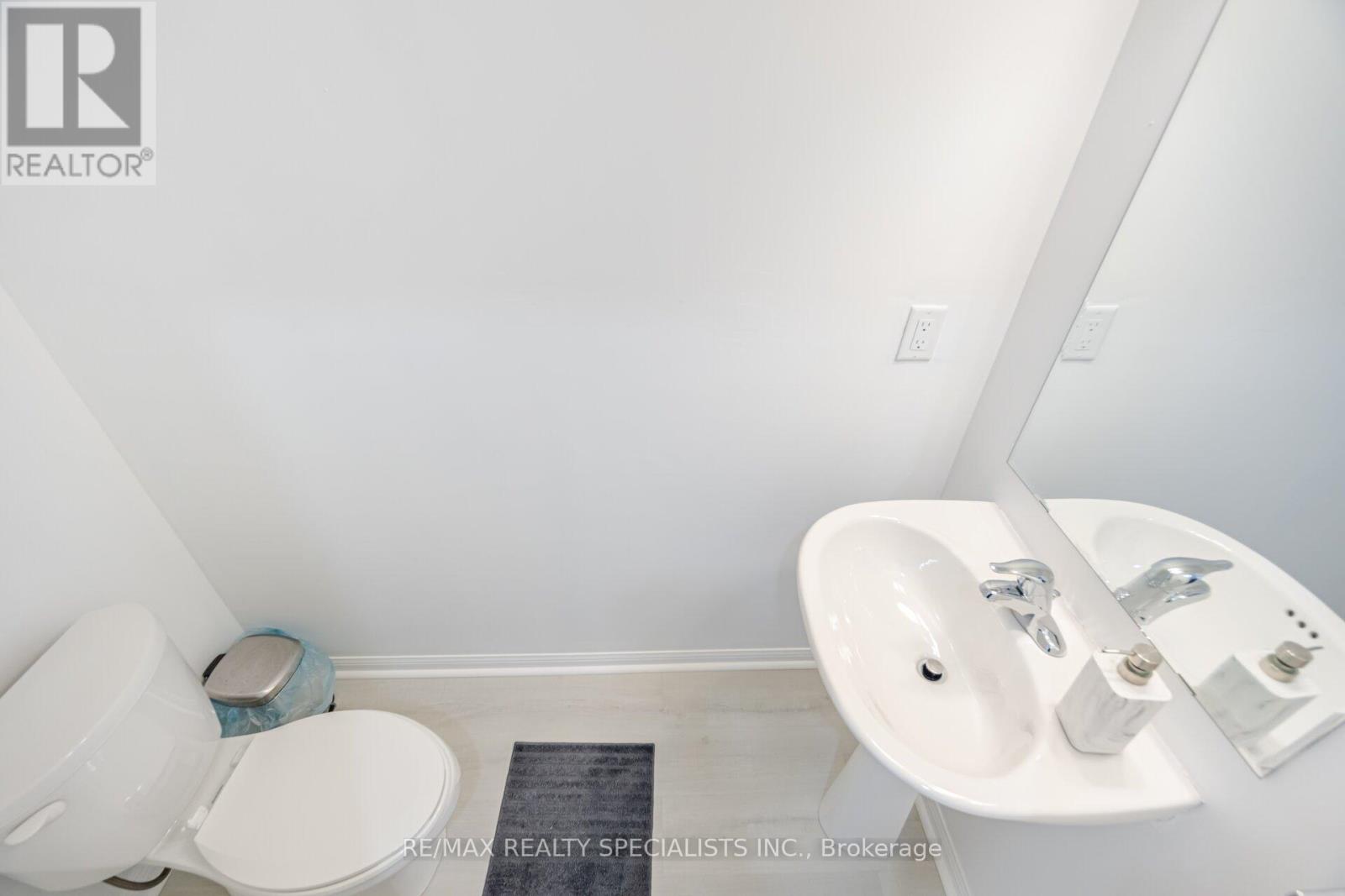 81 Vanhorne Close Property Photo 33